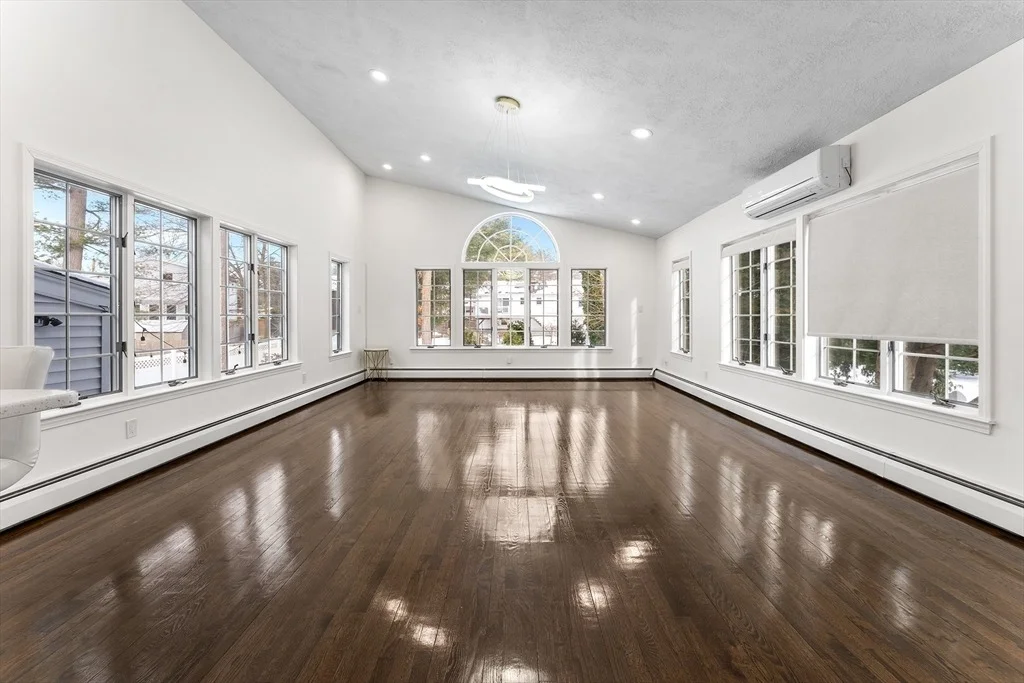 Photo of 12 Salvi Dr