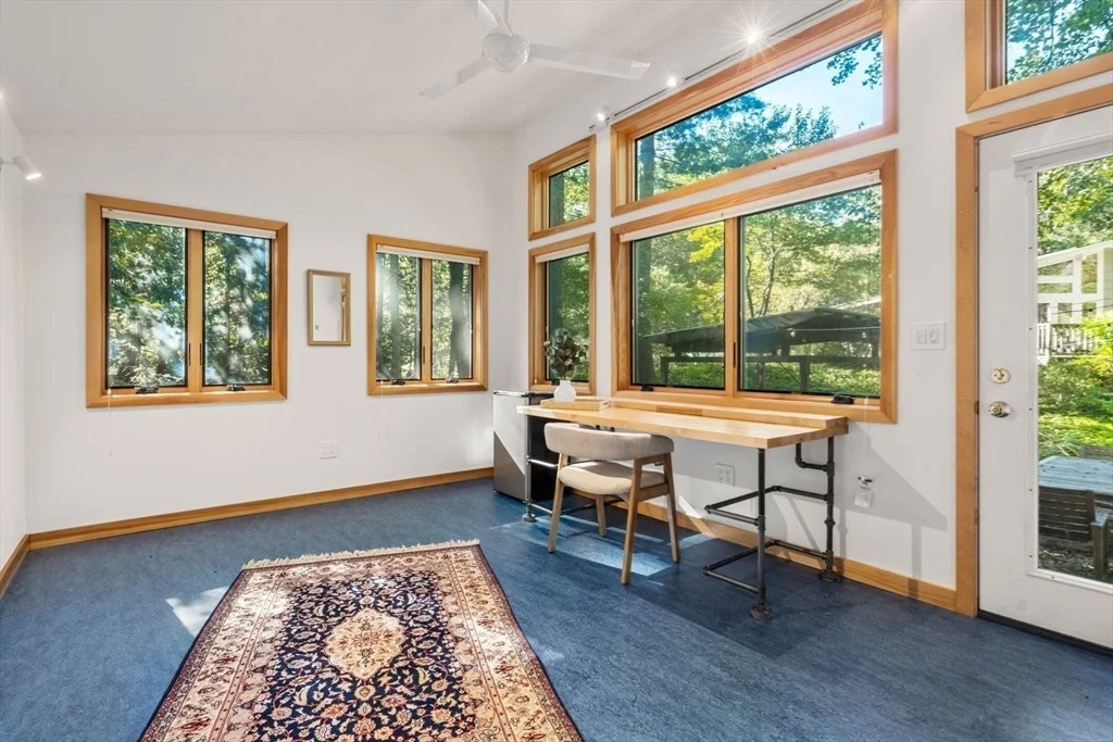 Photo of 14 Tanbark Rd