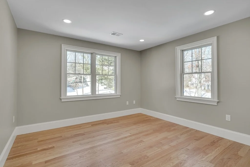 Photo of 1 Cushing Street