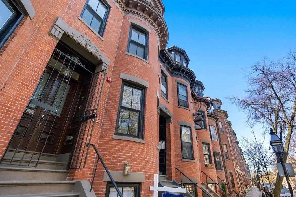 Photo of Unit 2 at 22 Appleton Street