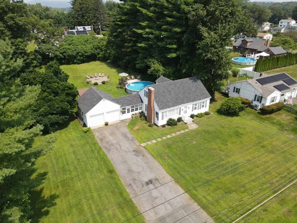 Photo of 84 Thayer Rd