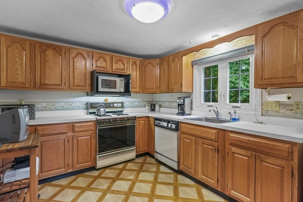 Photo of 53 Long Ave