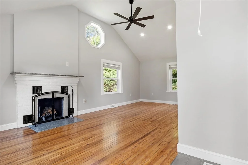 Photo of 145 Colburn Road