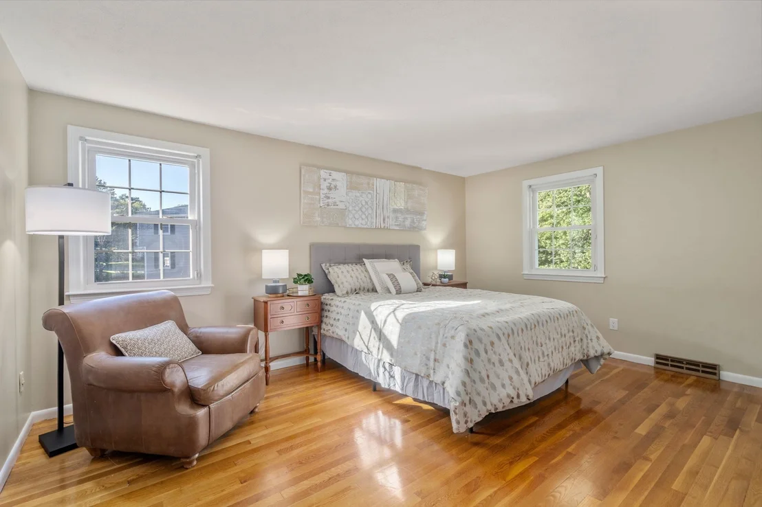 Photo of 16 Bacon Rd