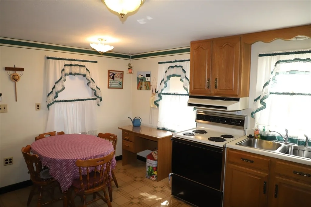 Photo of 51 East St.