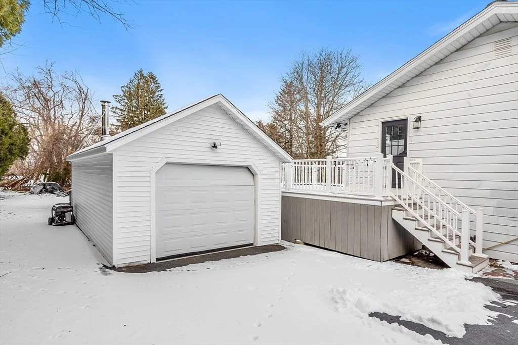 Photo of 3 Fordham Dr