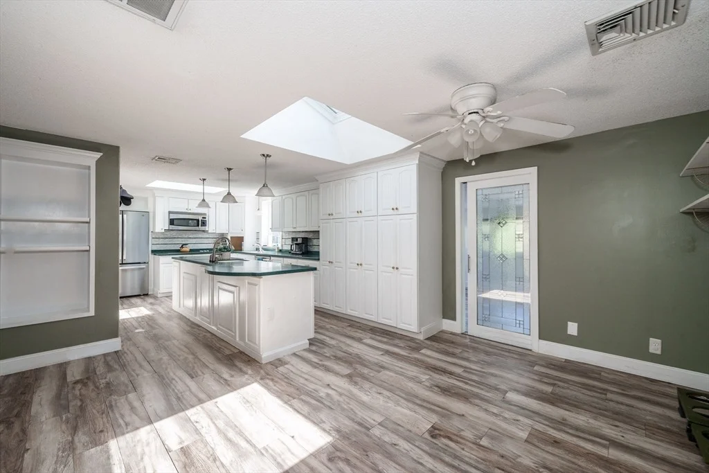 Photo of 57 Parenteau Dr