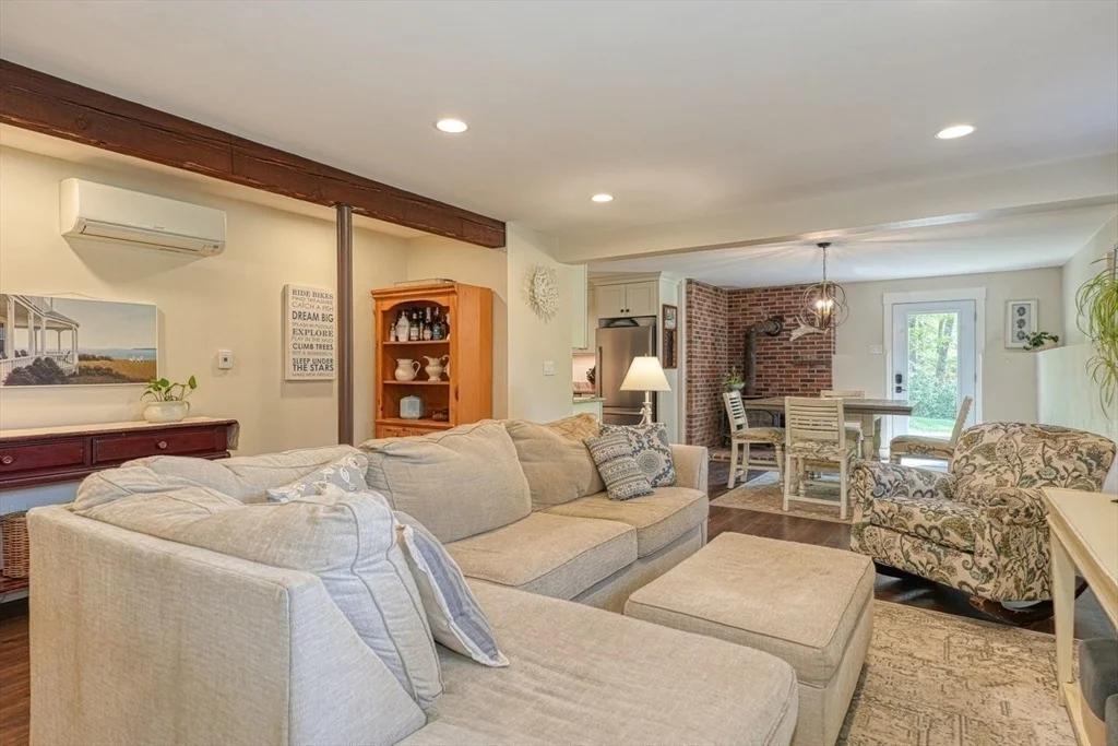 Photo of 161 Randall Rd