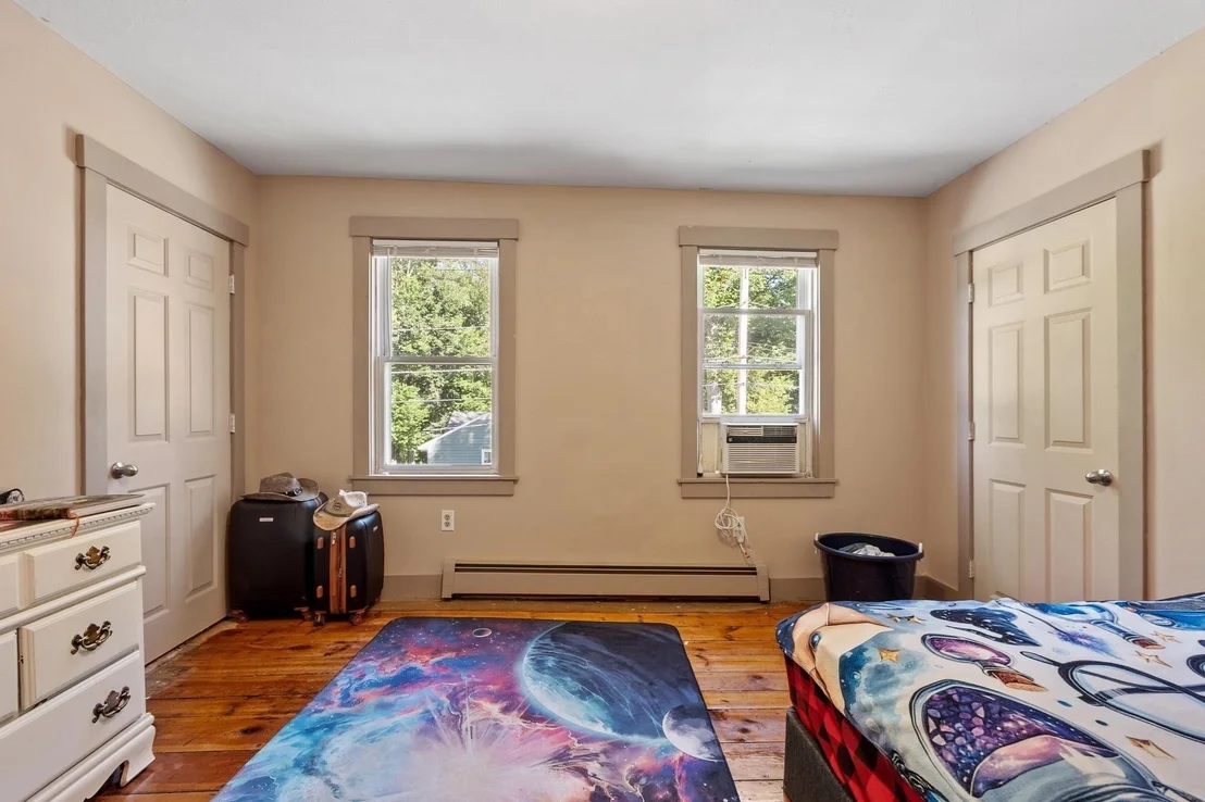 Photo of 374 Front Street
