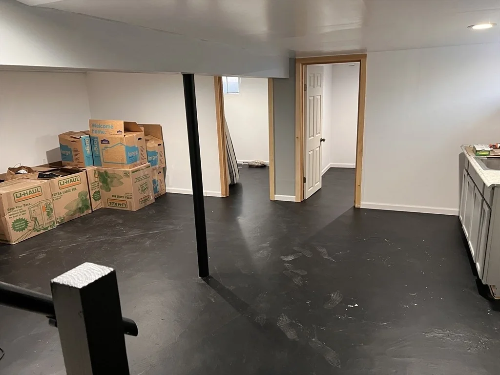Photo of 281 Roosevelt Ave