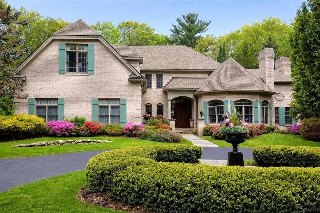 Photo of 20 Cobblestone Place