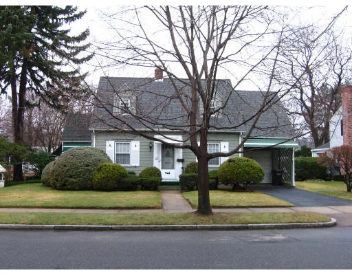 Photo of 244 Gillette Ave