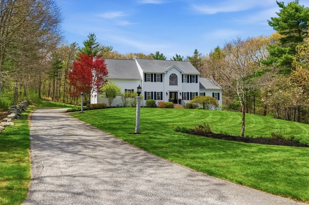 Photo of 10 Briarwood Circle