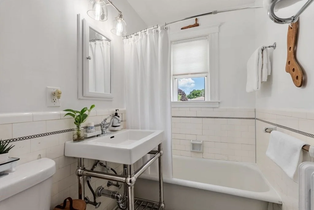 Photo of 45 Wendell Park
