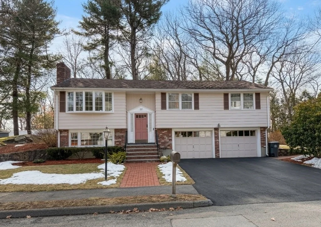 Photo of 22 Susan Dr
