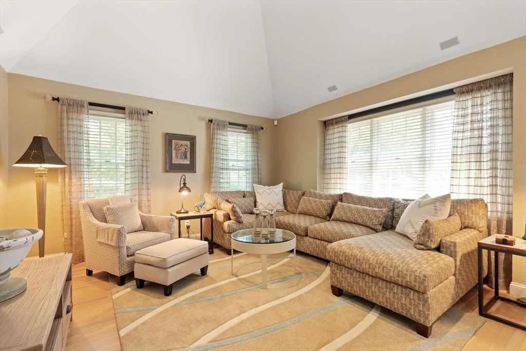 Photo of 54 Greensward Circle
