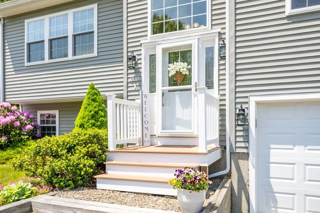 Photo of 380 Leo Drive