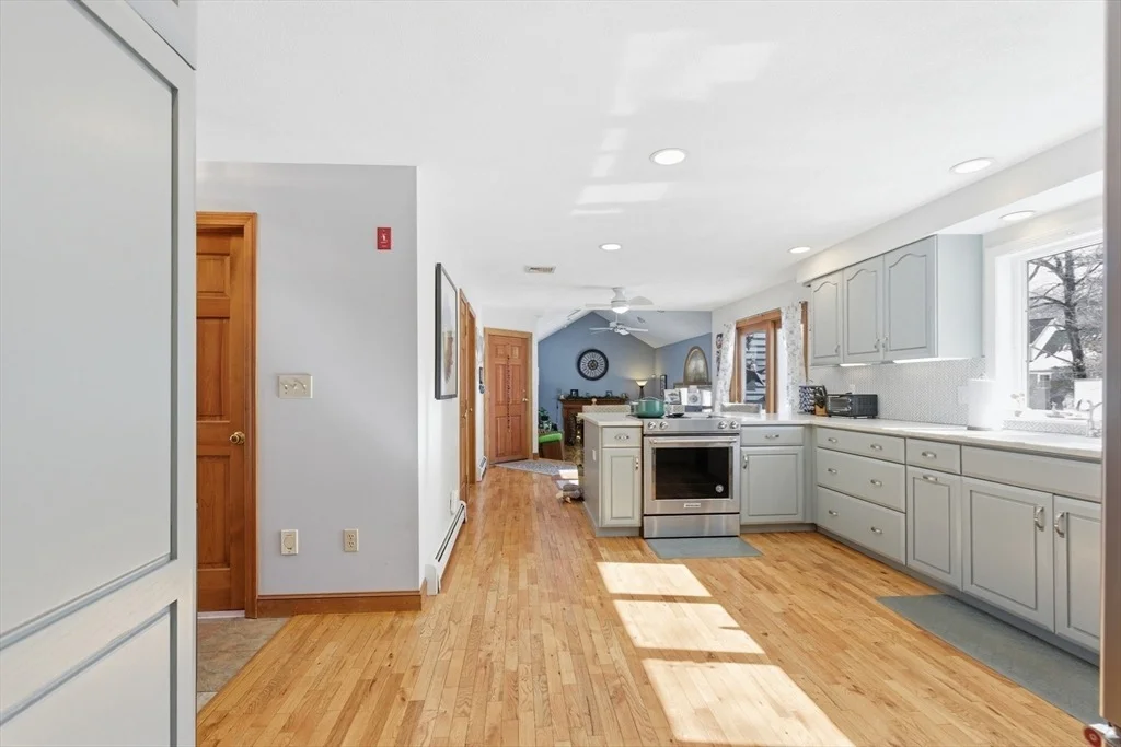Photo of 194 Sanborn Lane