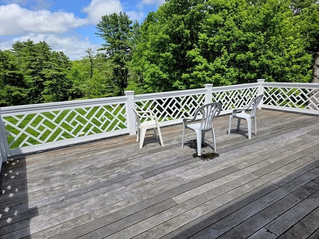 Photo of 130 West Rd