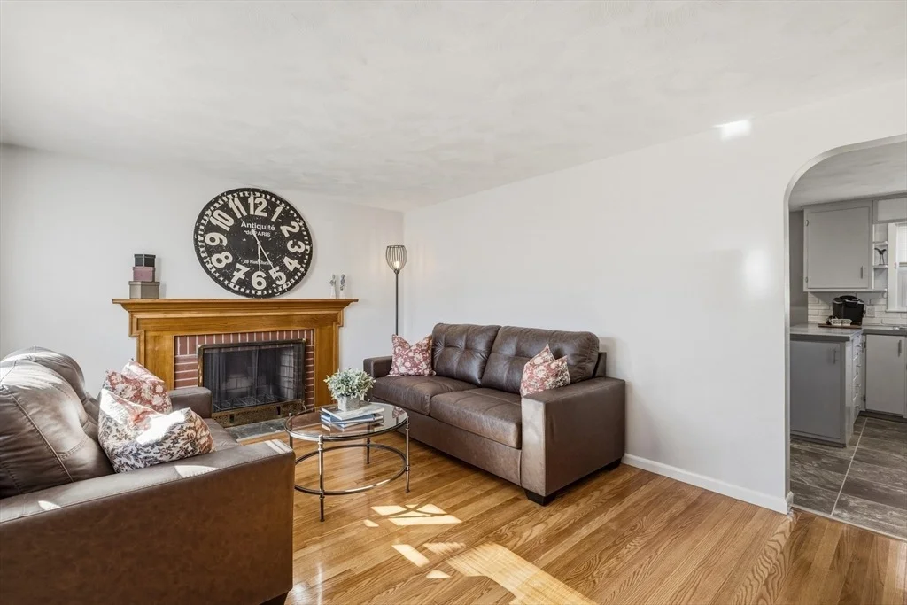 Photo of 46 Lakevilla Ave