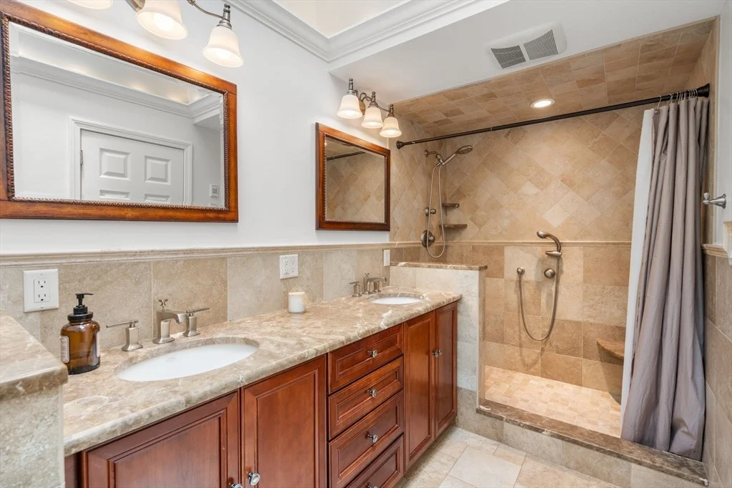 Photo of 7 Michelle Drive