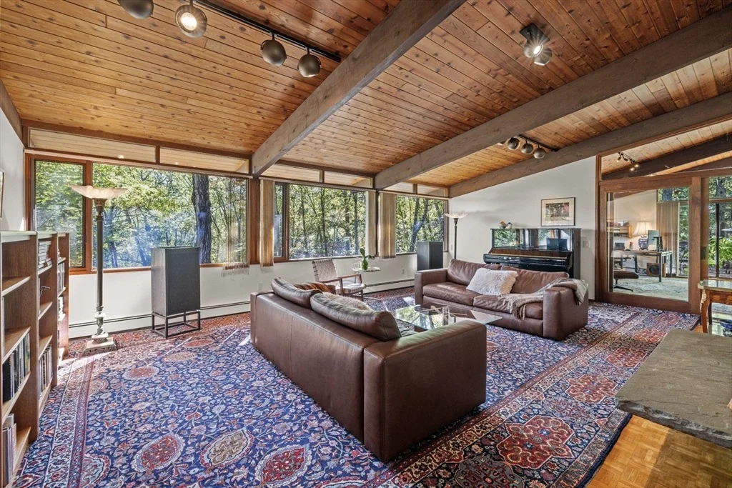 Photo of 7 Carmel Circle