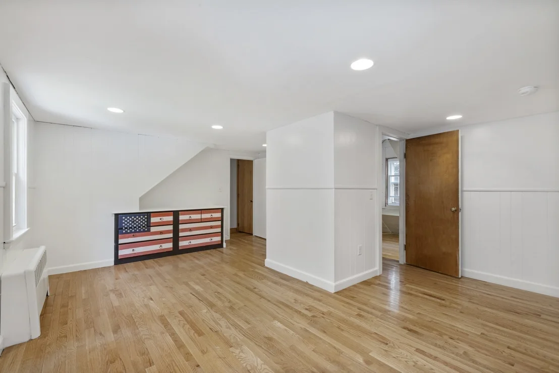Photo of 164 Ridge Street