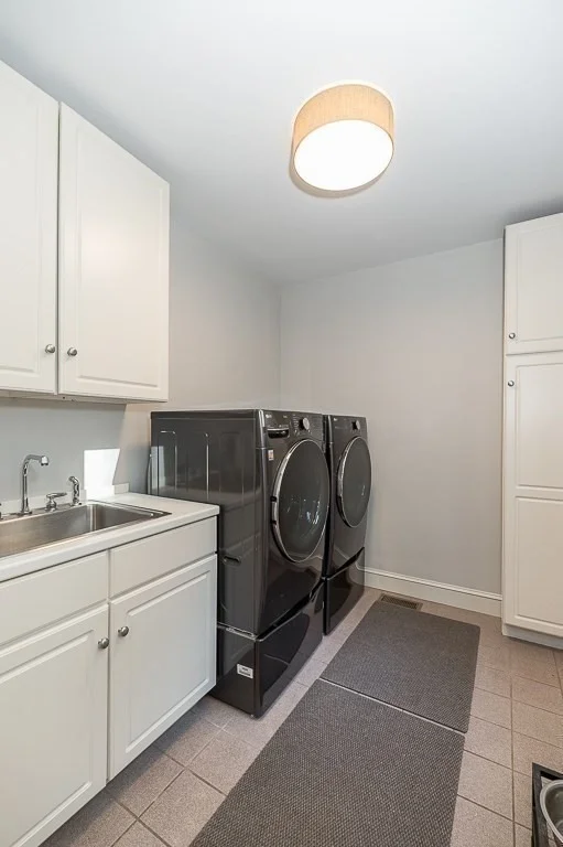 Photo of 4 Bridle Path Ln