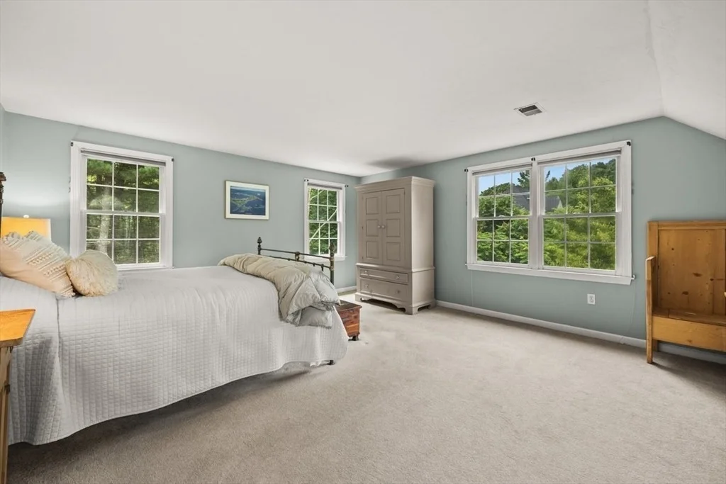 Photo of 2 Depoto Drive