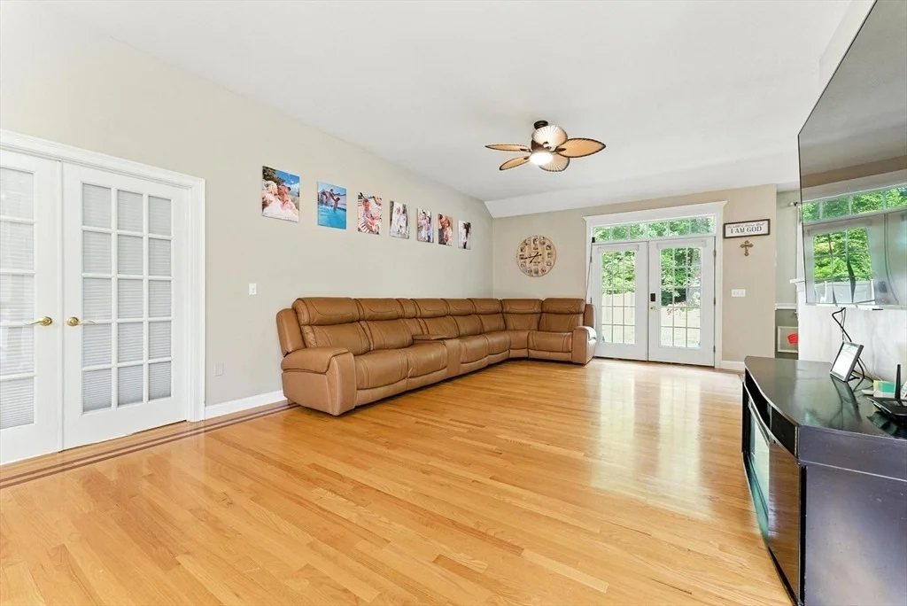 Photo of 30 Radisson Ln