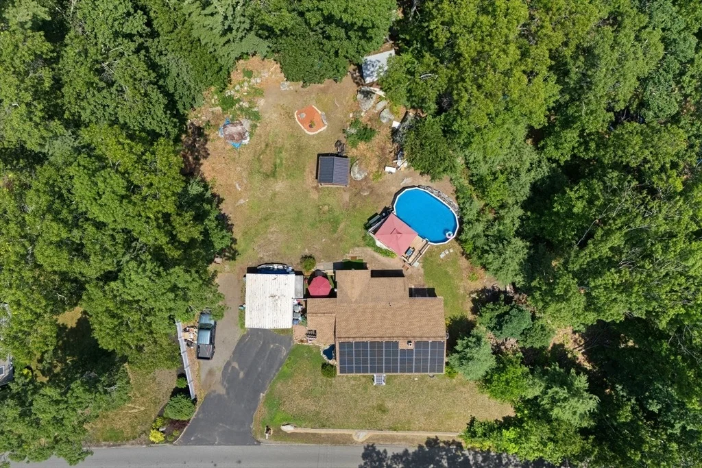 Photo of 215 Donohue Rd