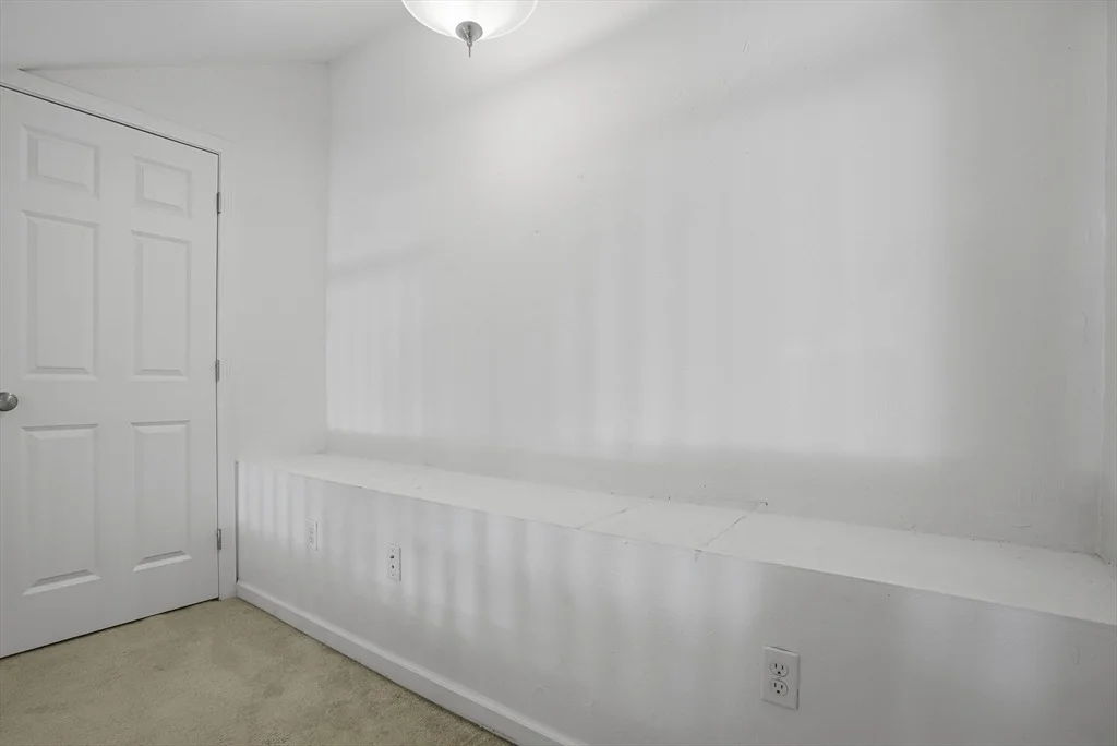 Photo of Unit 4 at 4 John Hancock Dr
