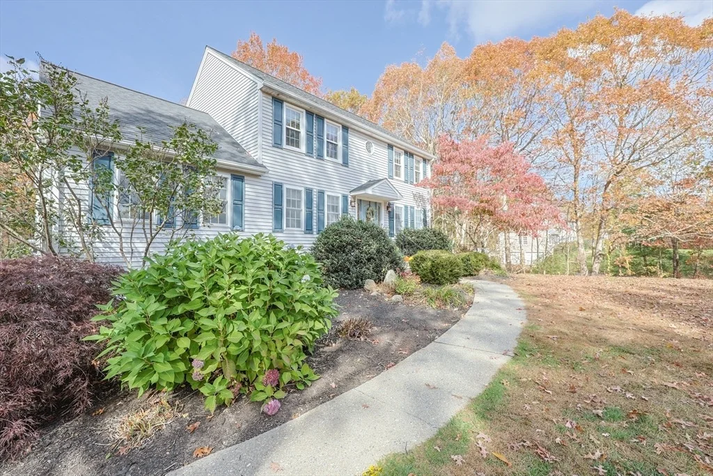 Photo of 59 Old Farm Rd