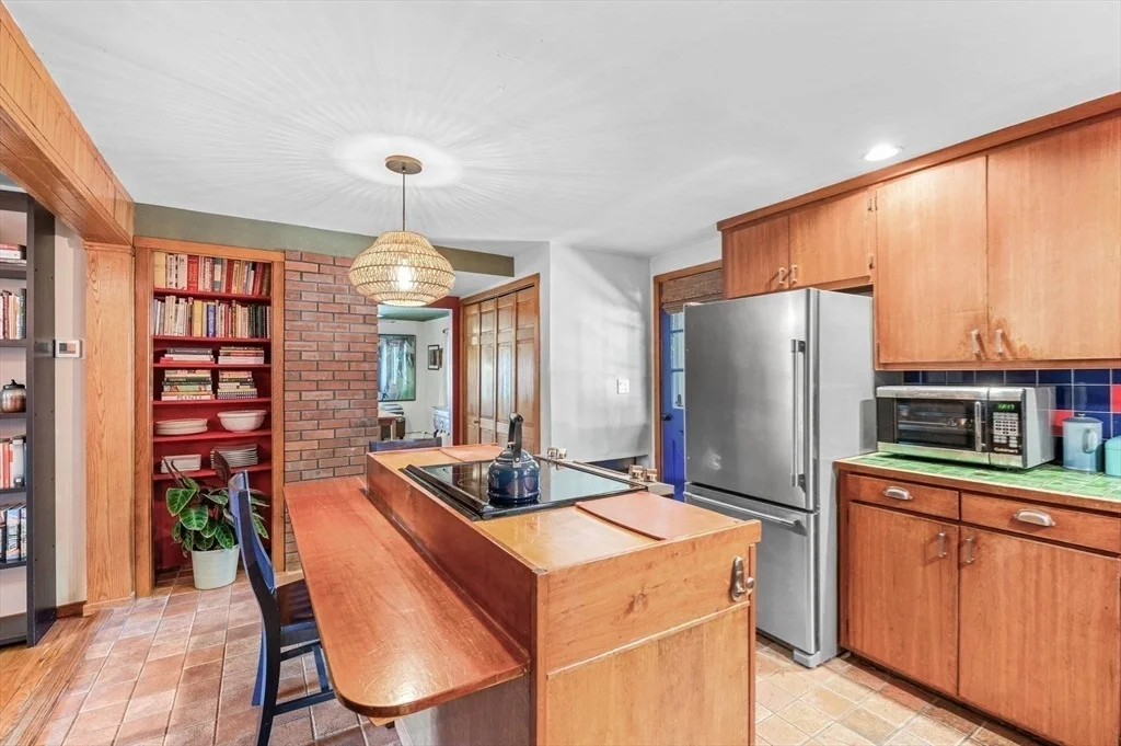 Photo of 35 Cogswell Ave