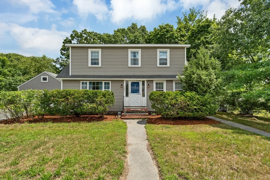 Photo of 121 Elm St
