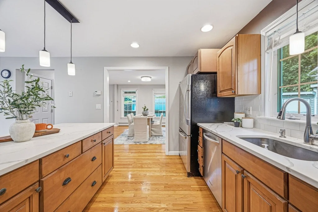 Photo of 77 Thayer Rd