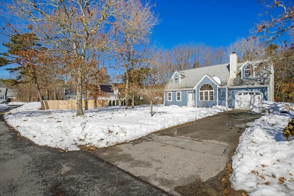 Photo of 10 Butler Ln