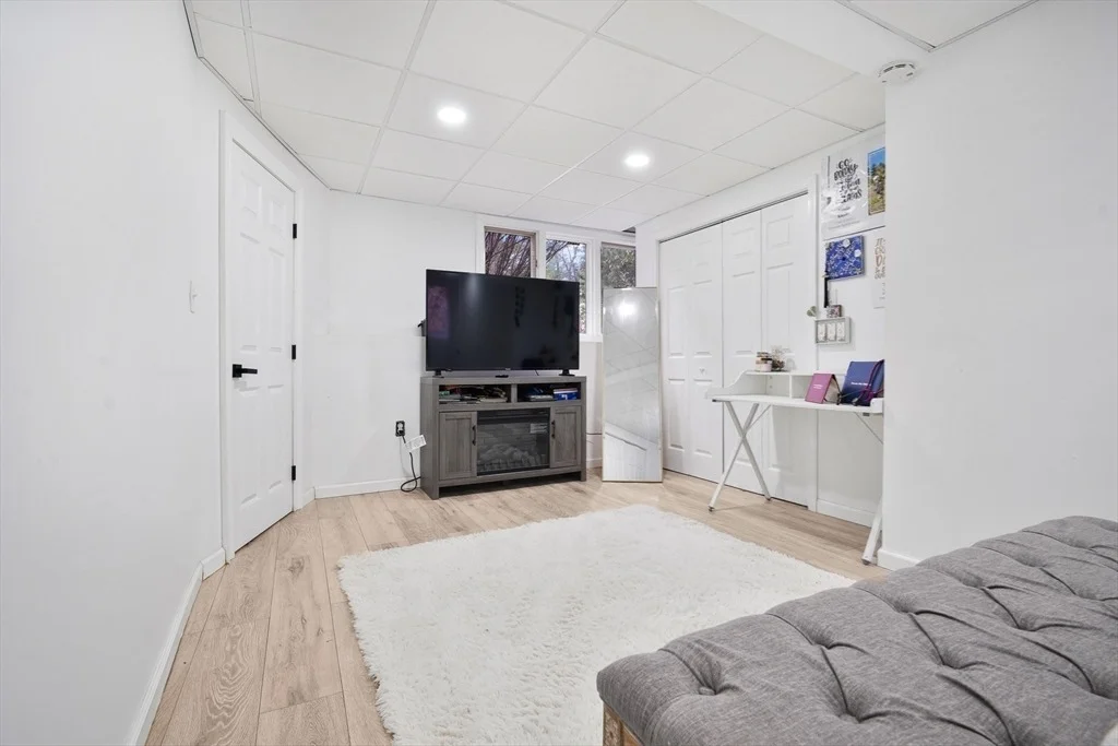 Photo of 10 Jethol Dr