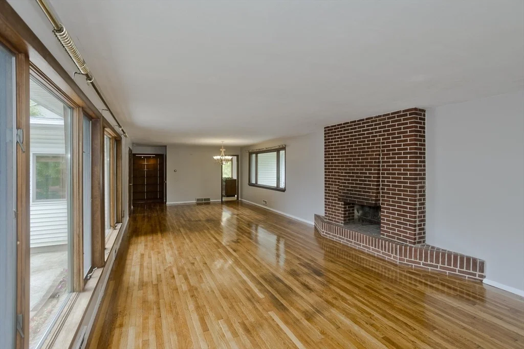 Photo of 52 Hillview Rd