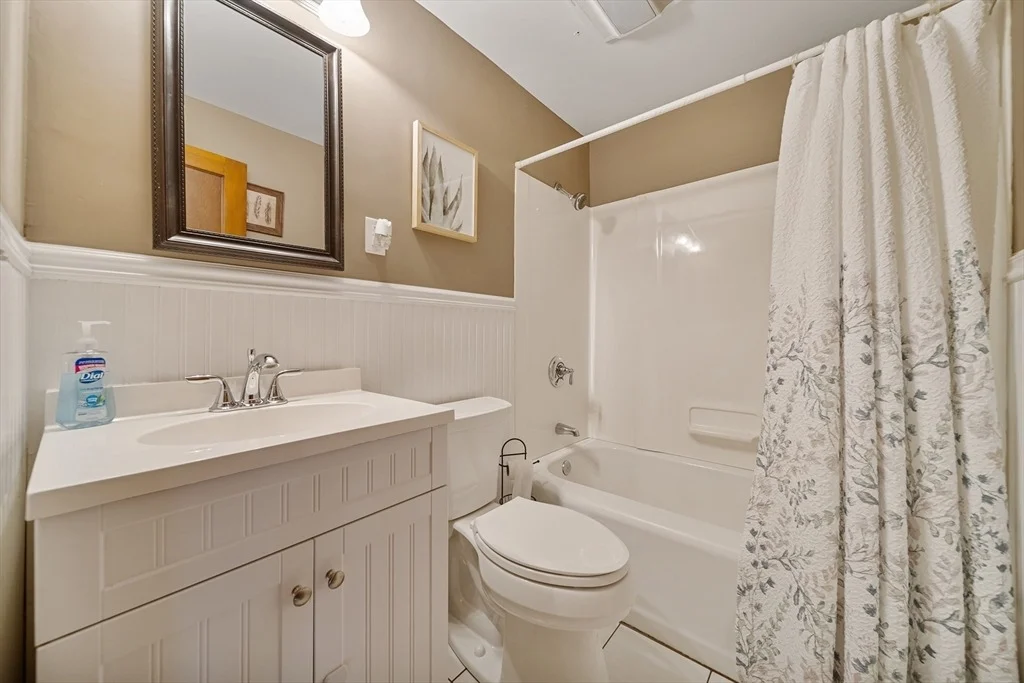 Photo of 24 Dexter St