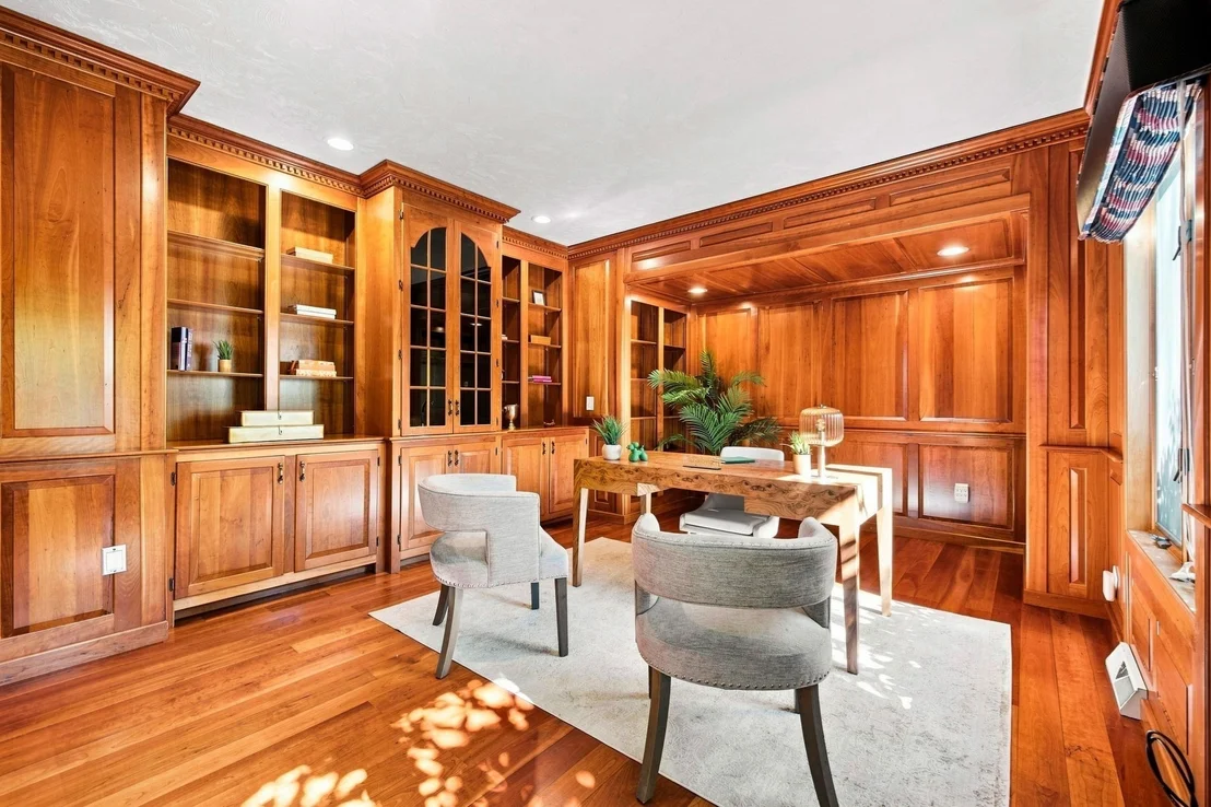 Photo of 4 Webster Cir