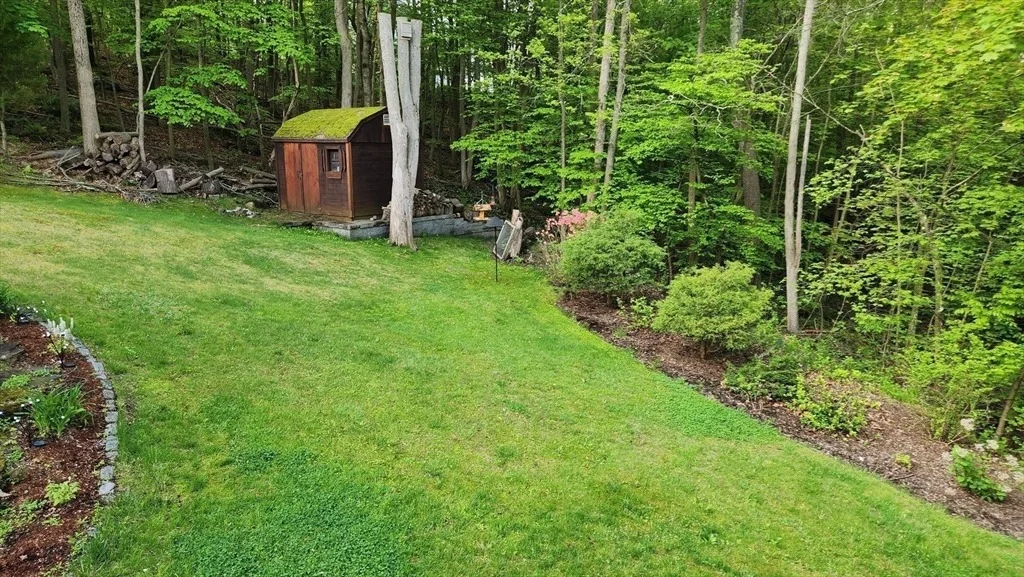 Photo of 7 Tree Top Way