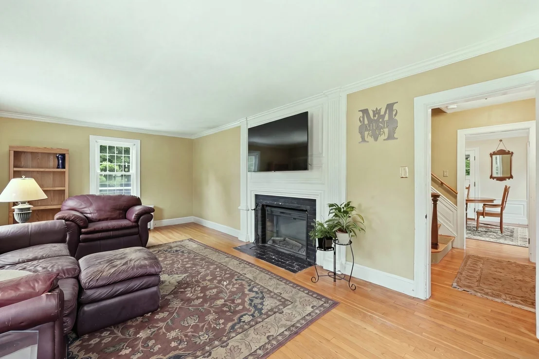 Photo of 153 Lawrence St