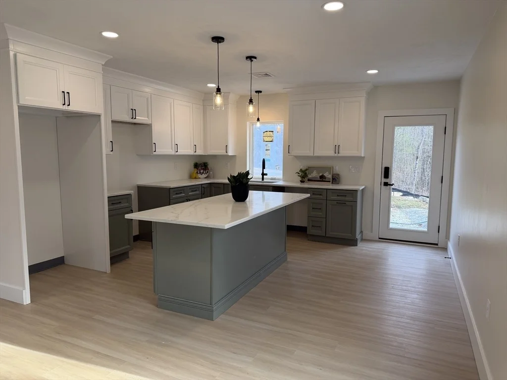 Photo of 16 Smith Hanson Rd