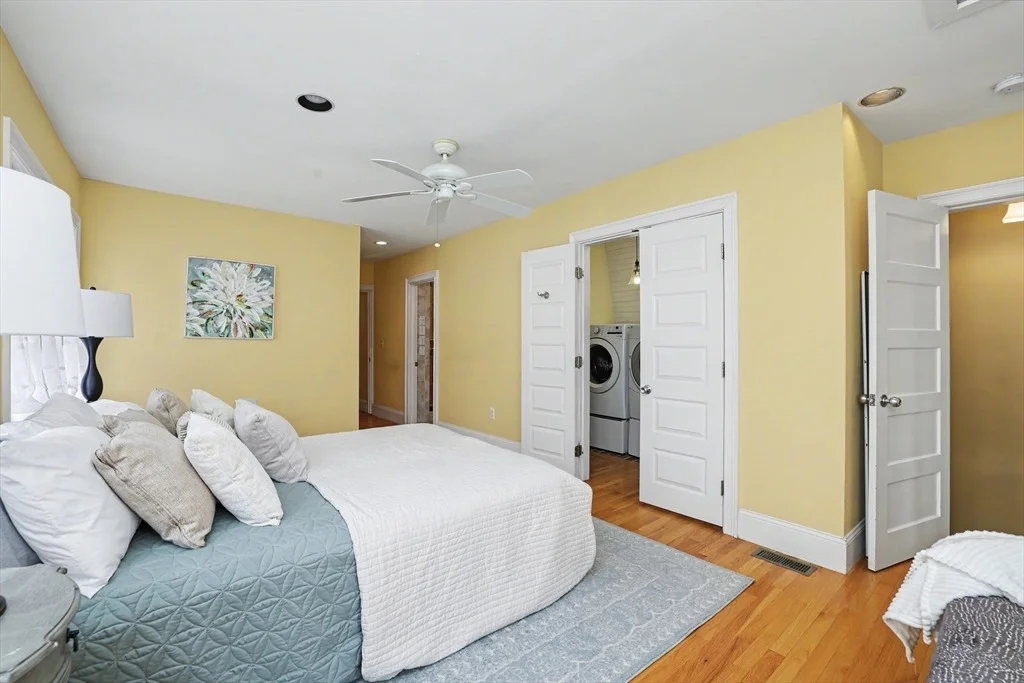 Photo of 83 Beacon