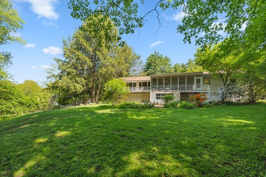 Photo of 10 Blueberry Ln
