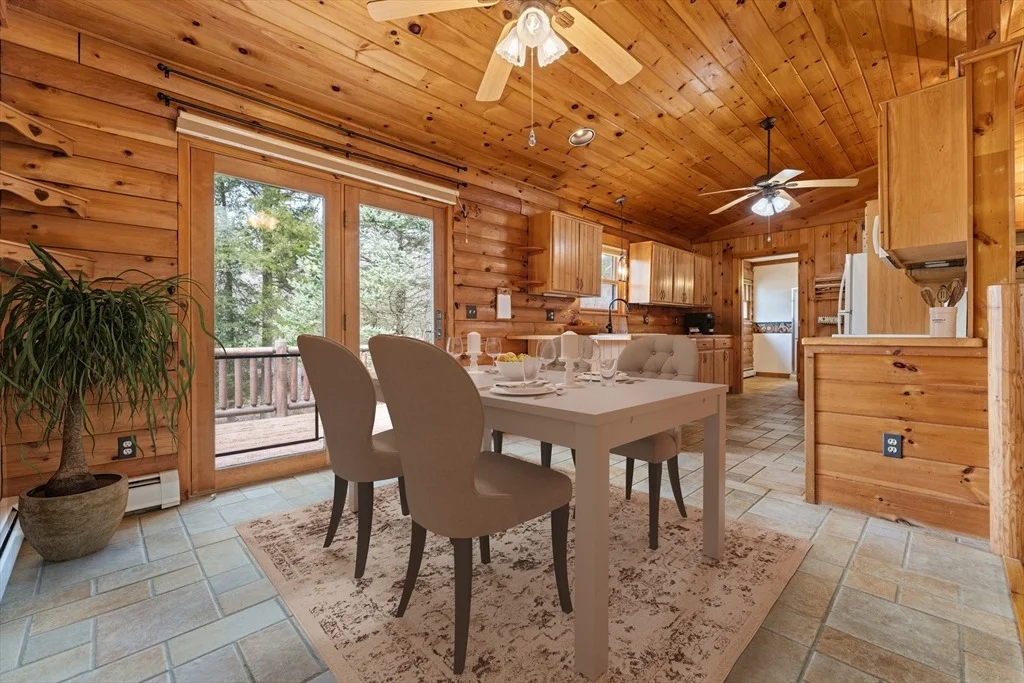 Photo of 15 Quissett Rd