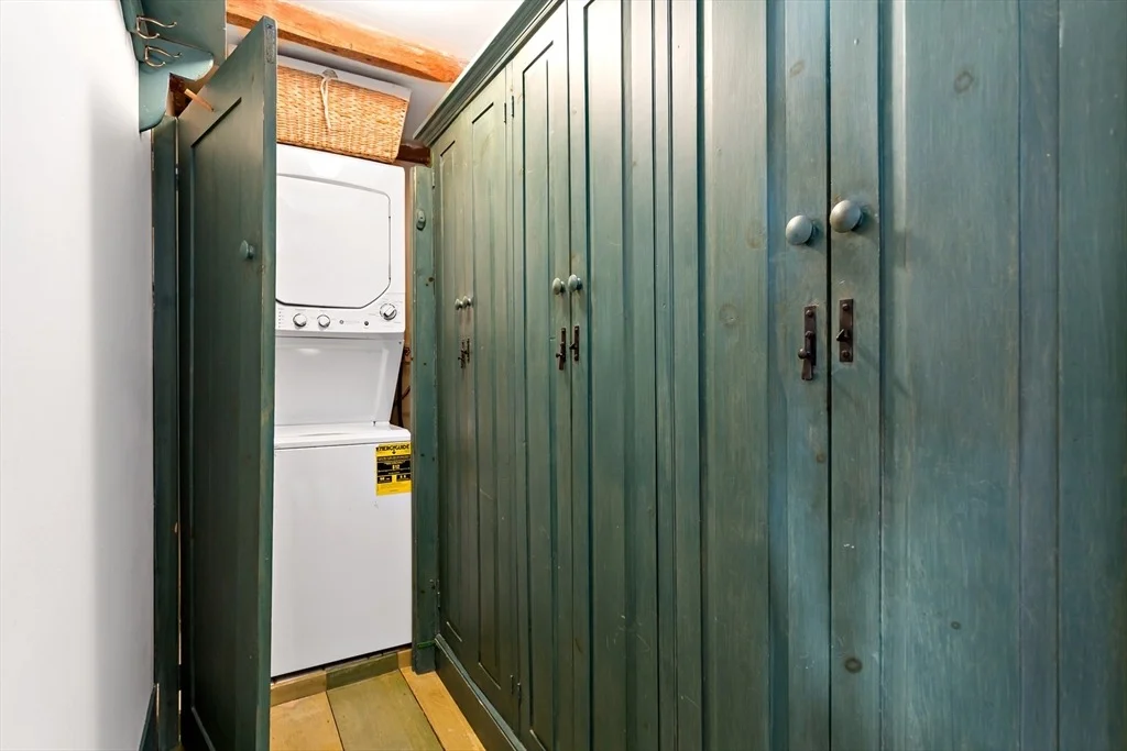 Photo of 303 Phinney's Lane