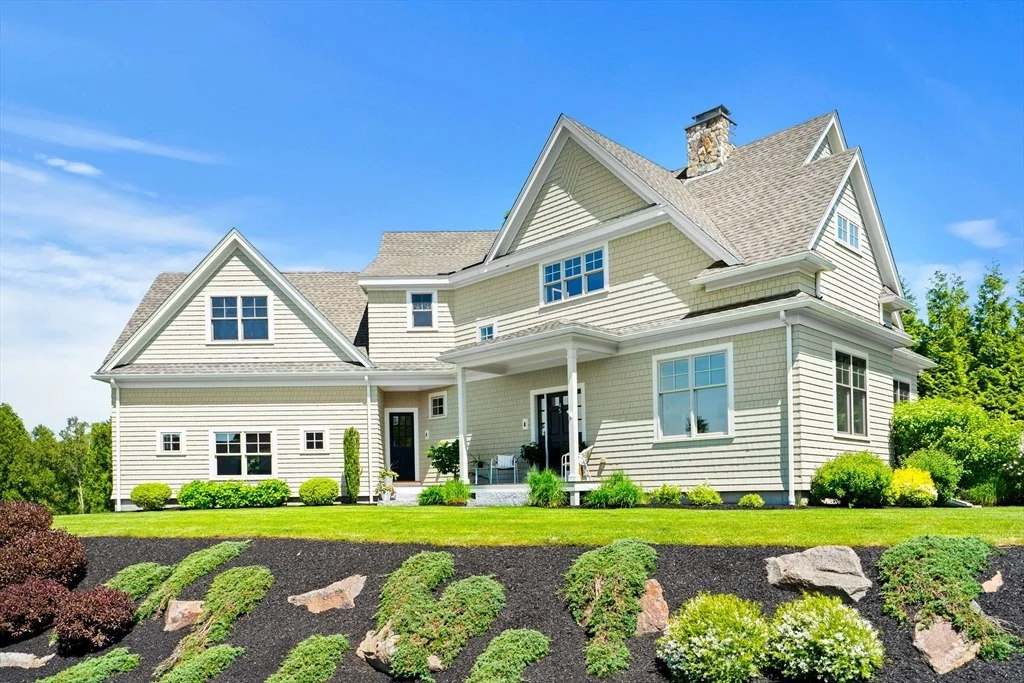Photo of 45 Whitehall Cir