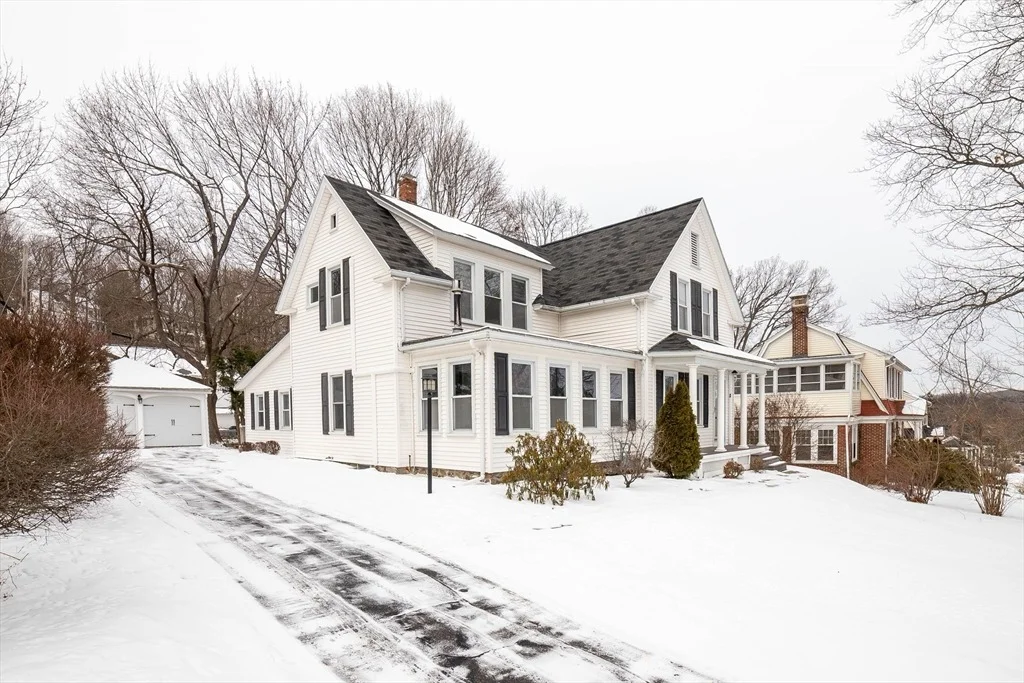 Photo of 18 Hadwen Lane